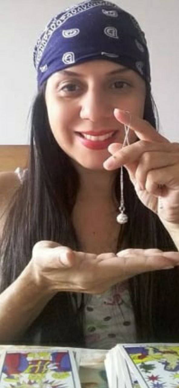 nombres de tarotistas y videntes exlusivas